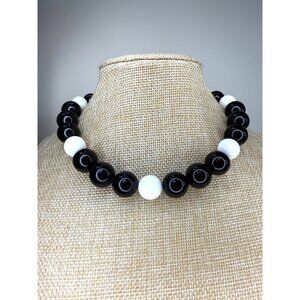 Black & White Glass Beaded Necklace With Toggle Clasp